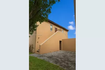 17025 SW 96th St, Miami, FL 33196 - Photo 3