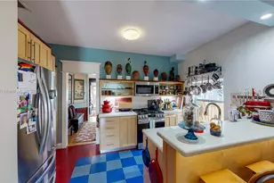 561 NW 53rd St, Miami, FL 33127 - Photo 15
