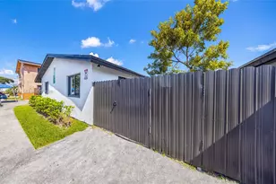 920 NW 8th Ave, Pompano Beach, FL 33060 - Photo 17