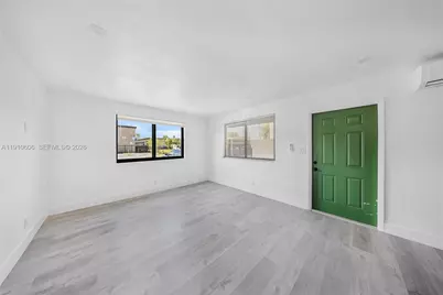 920 NW 8th Ave #1, Pompano Beach, FL 33060 - Photo 1