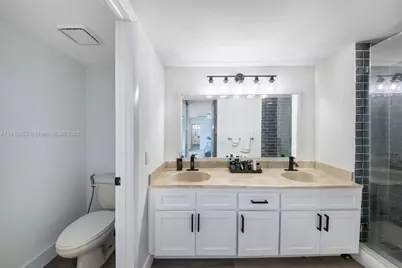 11913 SW 11th Ct, Davie, FL 33325 - Photo 27