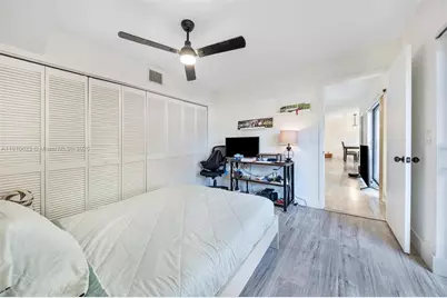 11913 SW 11th Ct, Davie, FL 33325 - Photo 5