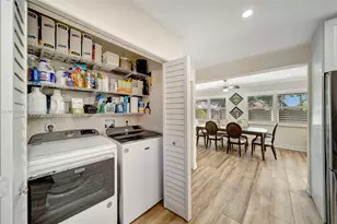 4881 NE 13th Ave, Oakland Park, FL 33334 - Photo 23