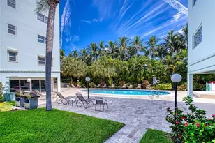 600 NE 14th Ave, Hallandale Beach, FL 33009 - Photo 25