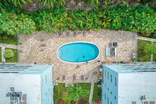 600 NE 14th Ave, Hallandale Beach, FL 33009 - Photo 29