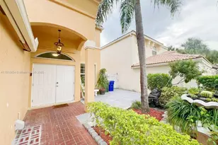 15868 NW 4th St, Pembroke Pines, FL 33028 - Photo 3