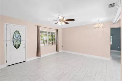 327 Mongomery Ave, Fort Myers, FL 33905 - Photo 15
