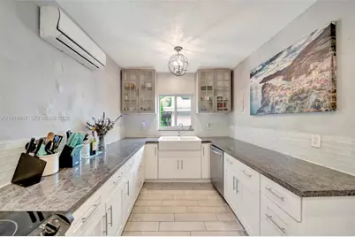 619 NE 87th St, Miami, FL 33138 - Photo 11