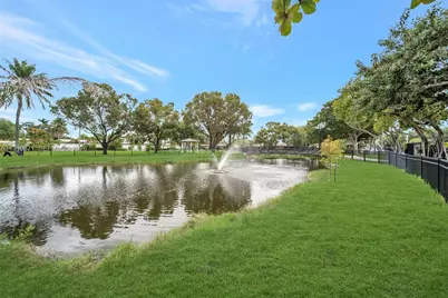 741 SW 2nd Ct, Hallandale Beach, FL 33009 - Photo 33