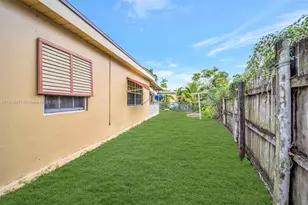 741 SW 2nd Ct, Hallandale Beach, FL 33009 - Photo 37