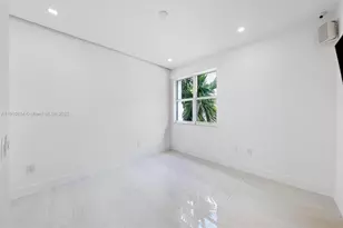 7918 Harbour Island Dr, North Bay Village, FL 33141 - Photo 35