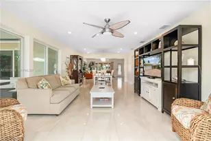 281 SE 3rd Ct, Pompano Beach, FL 33060 - Photo 11