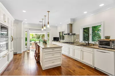 12001 SE Prestwick Ter, Tequesta, FL 33469 - Photo 9