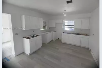 40 NW 62nd Ave, Miami, FL 33126 - Photo 3