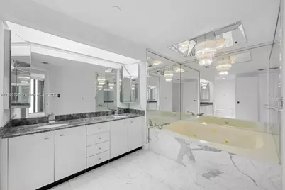 20191 E Country Club Dr #2603, Aventura, FL 33180 - Photo 15