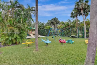 20191 E Country Club Dr #2603, Aventura, FL 33180 - Photo 33