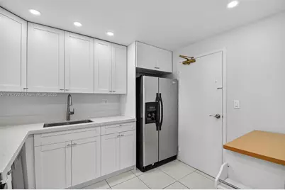 336 N Birch Rd #12B, Fort Lauderdale, FL 33304 - Photo 15