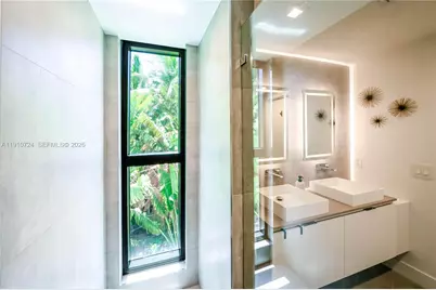 1930 Bay Dr #1, Miami Beach, FL 33141 - Photo 23