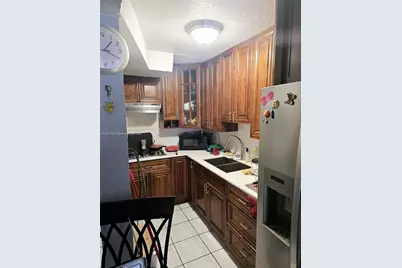 1300 W 47th Pl #217B, Hialeah, FL 33012 - Photo 3