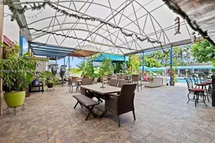 20235 SW 172nd Ave, Miami, FL 33187 - Photo 11