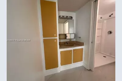 17021 N Bay Rd #221, Sunny Isles Beach, FL 33160 - Photo 15