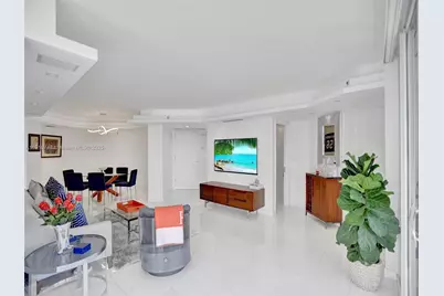 1000 E Island Blvd #2103, Aventura, FL 33160 - Photo 9