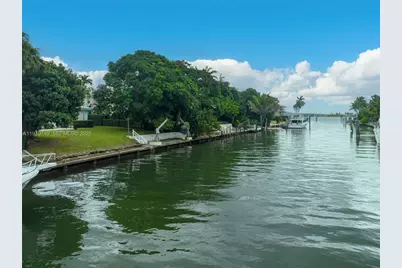 4403 Palm Ln, Miami, FL 33137 - Photo 35