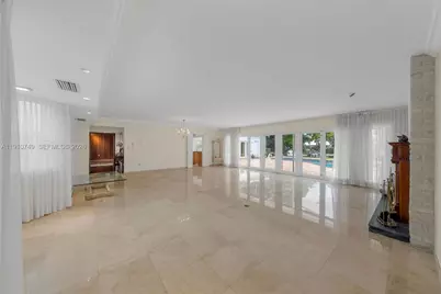 4403 Palm Ln, Miami, FL 33137 - Photo 15