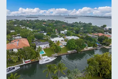 4403 Palm Ln, Miami, FL 33137 - Photo 37