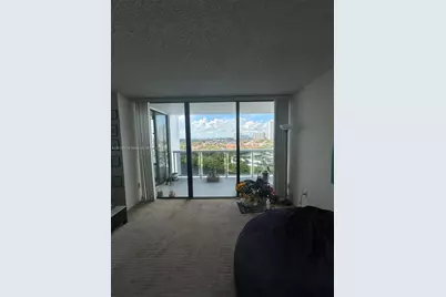 20515 E Country Club Dr #1042, Aventura, FL 33180 - Photo 23