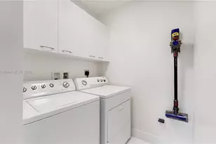 15811 Collins Ave, Sunny Isles Beach, FL 33160 - Photo 17