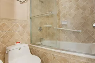 1301 NE Miami Gardens Dr, Miami, FL 33179 - Photo 21