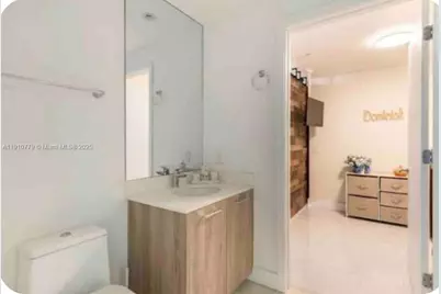 501 NE 31st St #810, Miami, FL 33137 - Photo 15