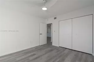 3675 N Country Club Dr, Aventura, FL 33180 - Photo 35