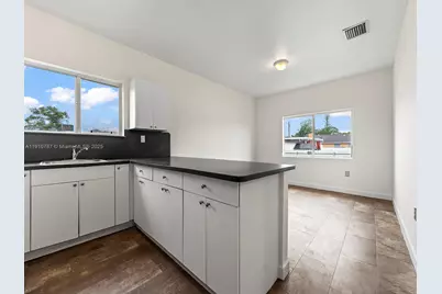 1514 NW 5th Ave, Florida City, FL 33034 - Photo 11