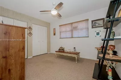 1890 W 56th St #1423, Hialeah, FL 33012 - Photo 11