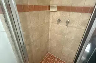 1540 NE 191st St, Miami, FL 33179 - Photo 31