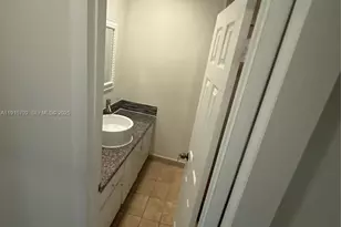 1540 NE 191st St, Miami, FL 33179 - Photo 27