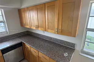 1540 NE 191st St, Miami, FL 33179 - Photo 43