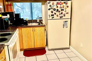 9410 W Flagler St, Miami, FL 33174 - Photo 7