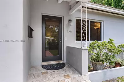 2431 Overbrook St, Coconut Grove, FL 33133 - Photo 3