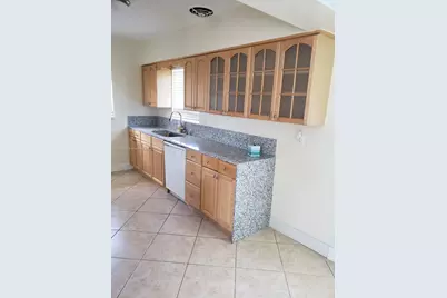 1031 N 16th Ct, Hollywood, FL 33020 - Photo 5