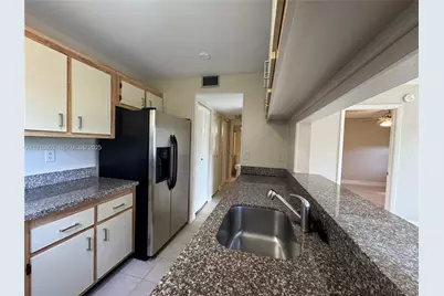 6031 Shakerwood Cir #101, Tamarac, FL 33319 - Photo 15