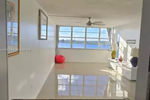 1301 NE Miami Gardens Dr, Miami, FL 33179 - Photo 17