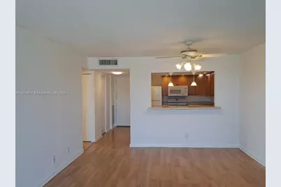 500 Executive Center Dr #3N, West Palm Beach, FL 33401 - Photo 11
