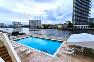 1825 S Ocean Dr, Hallandale Beach, FL 33009 - Photo 41
