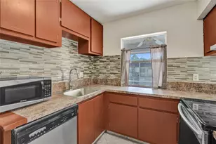 4220 NW 21st St, Lauderhill, FL 33313 - Photo 11