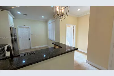 3887 Tree Top Dr #3887, Weston, FL 33332 - Photo 17