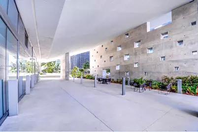 88 SW 7th St #1503, Miami, FL 33130 - Photo 27