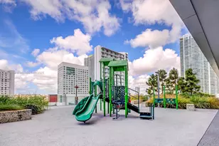 88 SW 7th St, Miami, FL 33130 - Photo 33